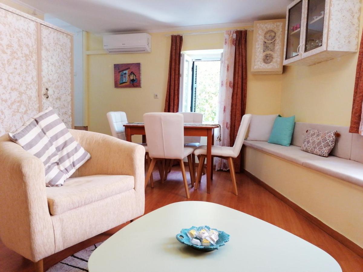 Venetian Well Cozy Apartment Corfu Old Town Exterior foto
